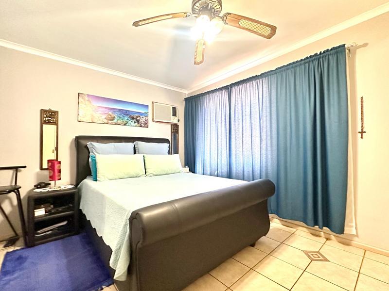 3 Bedroom Property for Sale in Bergzicht Western Cape